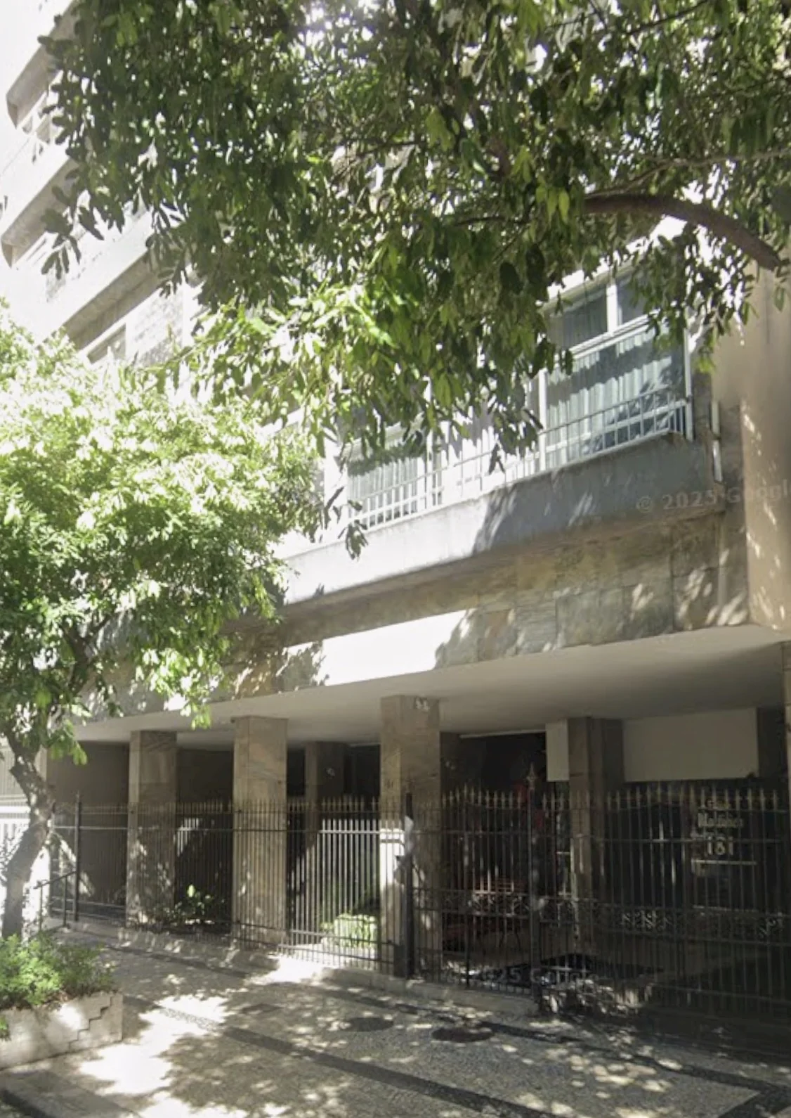 Fachada do Condomínio do Edifício Martinica em Copacabana