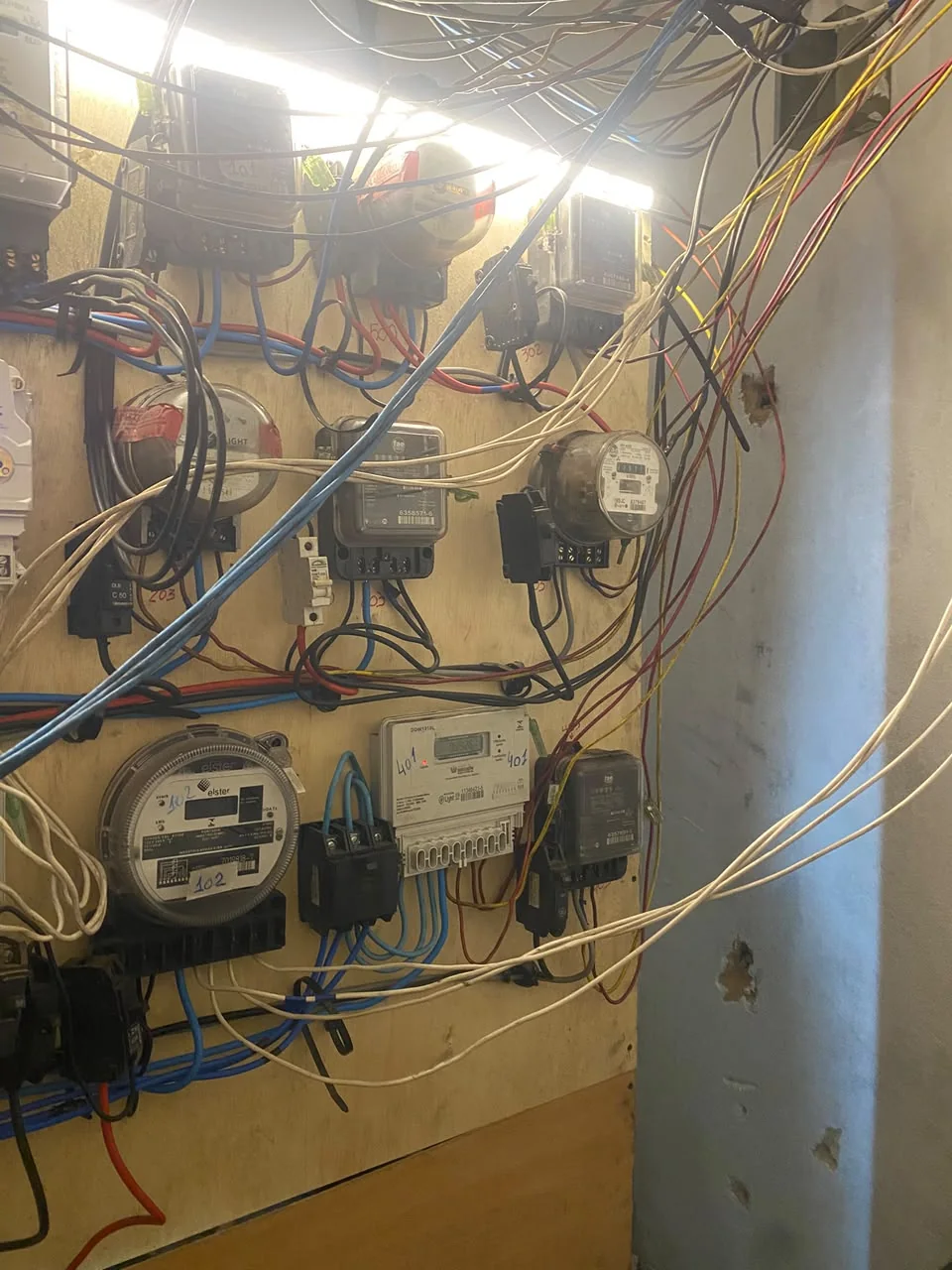 Painel provisório instalado